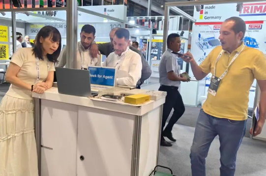 Going Global an de Mëttleren Osten | Xi'an Silver Horse mécht e staarken Debut bei BIG 5 Construct Saudi 2026 Phase 2, Empowering Saudi Vision 2030 with Green Intelligent Manufacturing